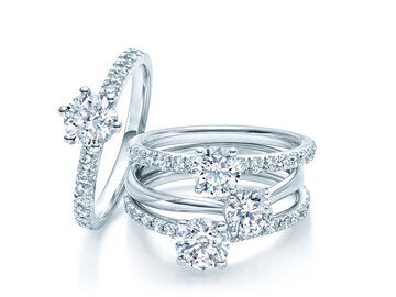 Bagues avec pavé - bagues avec pavé de diamant avec une grande pierre centrale