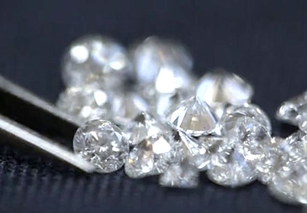 Carat: les 4 Cs des diamants - qualité du diamant