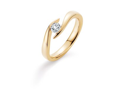 Bague de fiançailles Twist en 9K or jaune avec diamant 0,30ct H/SI