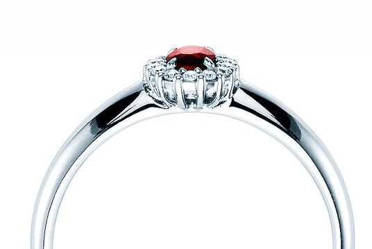 Bague de fiançailles Jolie en 9K or blanc avec rubis 0,25ct et diamants 0,06ct