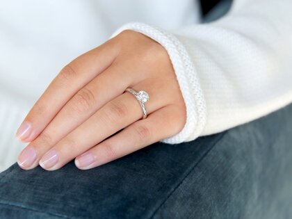 Bague de fiançailles Classic 6 en 14K or blanc avec diamant 2,50ct G/VS
