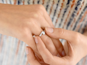Bague de fiançailles Twist en platine 950/- avec diamant de laboratoire 0,50ct E/VS