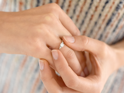 Bague de fiançailles Vivid Diamond diamant de laboratoire