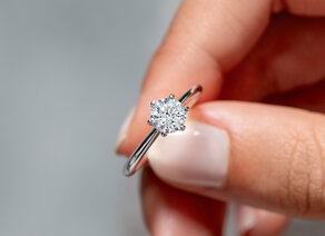 Bague de fiançailles Heaven 6 en 9K or blanc avec diamant 0,75ct G/SI