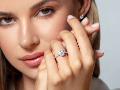 Bague de fiançailles Pure Infinity en 9K or jaune avec diamants de laboratoire 0,65ct E/VS