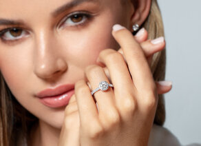 Bague de fiançailles Pure Infinity en 9K or jaune avec diamants de laboratoire 0,65ct E/VS