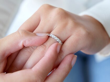 Bague de fiançailles Dusk en 14K or blanc avec diamants de laboratoire 1,40ct E/VS