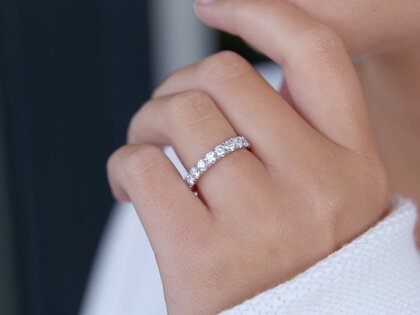 Bague de fiançailles Dusk en 14K or blanc avec diamants de laboratoire 1,40ct E/VS