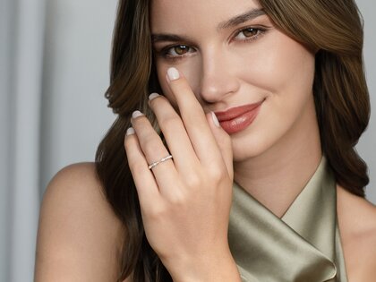 Bague de fiançailles V-Eternity en 14K or blanc avec diamants 0,22ct G/SI