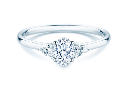 Bague de fiançailles Blossom Oval en platine