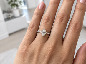 Bague de fiançailles Classic 4 Marquise Pavé en platine