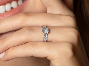 Bague de fiançailles Cushion Pavé en 14K or blanc avec diamants 1,22ct G/SI