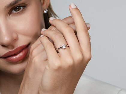 Bague de fiançailles Emerald Cross en 14K or blanc avec diamant 0,75ct G/VS