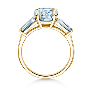 Bague de fiançailles Oval Tapered Baguette en 9K or jaune avec diamants 0,41ct G/SI