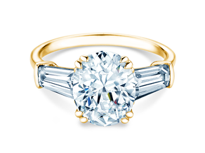Bague de fiançailles Oval Tapered Baguette en 9K or jaune avec diamants 0,41ct G/SI