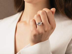 Bague de fiançailles Oval Tapered Baguette en 14K or blanc avec diamants 0,41ct G/SI