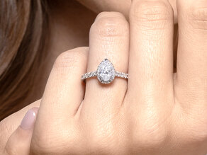 Bague de fiançailles Pear Halo Pavé en 9K or blanc avec diamants 0,58ct G/SI