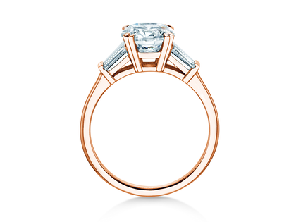 Bague de fiançailles Round Brilliant Tapered Baguette  en or rose