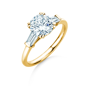 Bague de fiançailles Brilliant Tapered Baguette  en 9K or jaune avec diamants 0,41ct G/SI