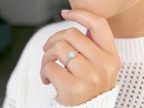 Bague de fiançailles Flower en platine