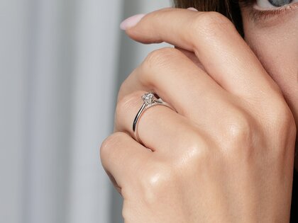 Bague de fiançailles Classic 6 Hidden Halo en 14K or blanc avec diamants 0,30ct G/SI