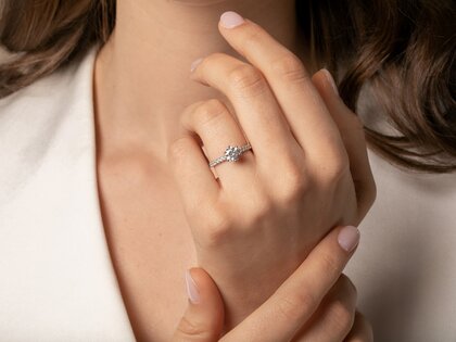 Bague de fiançailles Classic Pavé en 18K or jaune avec diamants 1,36ct G/SI