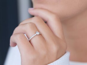 Bague de fiançailles Eternal Pavé dans 18K or blanc avec diamants 0,35ct G/SI