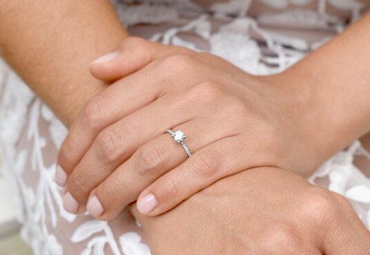 Bague de fiançailles Grace Petite