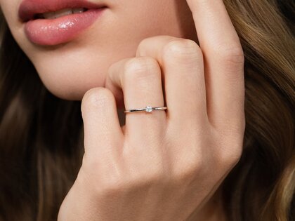 Bague de fiançailles Classic 4 dans 14K or blanc avec diamant 0,05ct H/SI