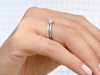 Bague de fiançailles Classic 4 en 9K or blanc avec diamant 0,30ct H/SI