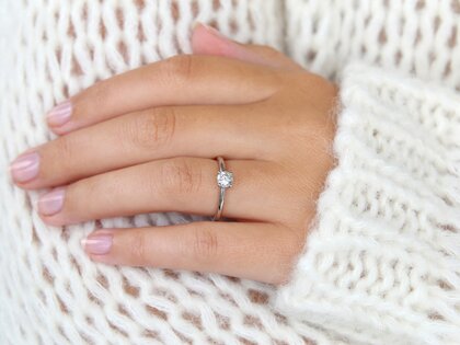 Bague de fiançailles Classic 4 dans 14K or blanc avec diamant 0,40ct H/SI