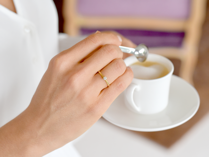 Bague de fiançailles Classic 6 en 9K or jaune avec diamant de laboratoire 0,15ct E/VS