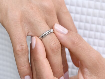 Bague de fiançailles Classic 6 dans 14K or blanc avec diamant 0,20ct H/SI