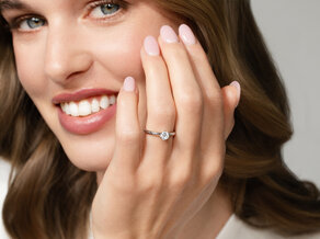 Bague de fiançailles Classic 6 dans 18K or blanc avec diamant 0,60ct H/SI