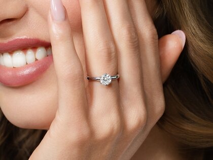 Bague de fiançailles Classic 6 en 9K or blanc avec diamant 1,00ct H/SI