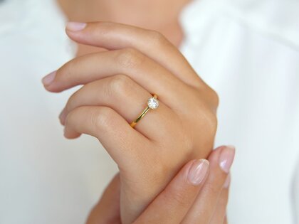 Bague de fiançailles Classic 6 dans or jaune