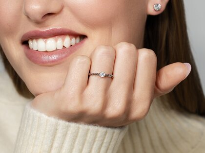 Bague de fiançailles Classic Beads en 18K or jaune avec diamant 0,20ct G/VS