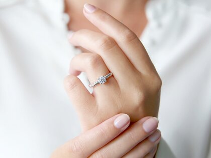 Bague de fiançailles Classic Loop en 14K or blanc avec diamant 0,75ct G/SI