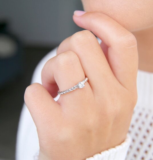 Bague de fiançailles Classic Loop en argent