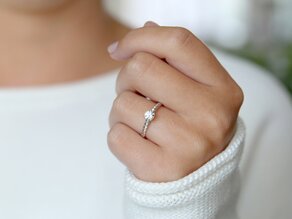 Bague de fiançailles Classic Loop en 9K or blanc avec diamant 0,30ct H/SI