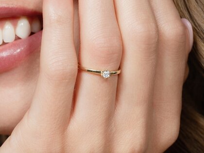 Bague de fiançailles Classic Petite dans 14K or blanc avec diamant 0,13ct G/SI
