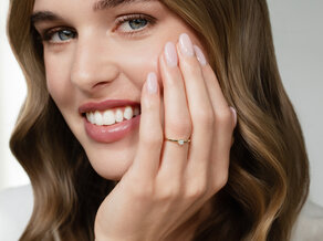 Bague de fiançailles Classic Petite dans 14K or blanc avec diamant 0,13ct G/SI