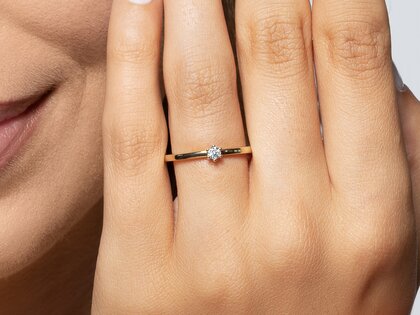 Bague de fiançailles Classic Petite dans or jaune