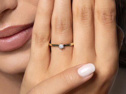 Bague de fiançailles Classic Petite dans 14K or jaune avec diamant 0,13ct G/SI