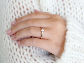 Bague de fiançailles Heaven 4 en 9K or blanc avec diamant 0,20ct D/IF