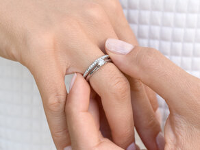 Bague de fiançailles Heaven 4 dans platine 950/- avec diamant 0,50ct H/SI