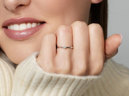 Bague de fiançailles Heaven 6 Petite en 14K or blanc avec diamant 0,05ct G/SI