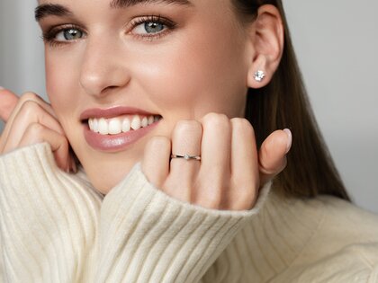 Bague de fiançailles Heaven 6 Petite en 14K or jaune avec diamant 0,07ct G/SI