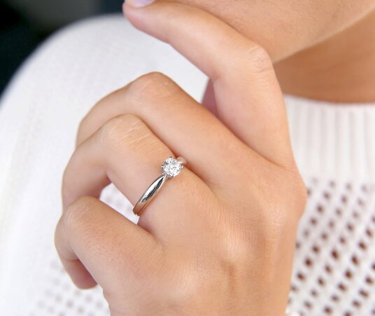 Bague de fiançailles Joy en 9K or blanc avec diamant de laboratoire 0,25ct D/IF