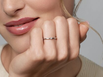 Bague de fiançailles Melody en 9K or rose avec diamant 0,05ct H/SI